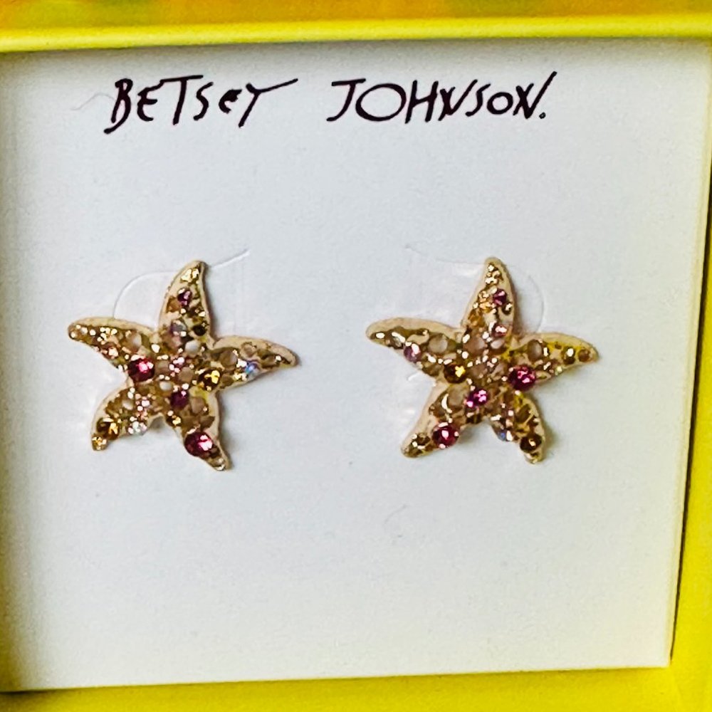 BETSEY JOHNSON Starfish Stud Earrings